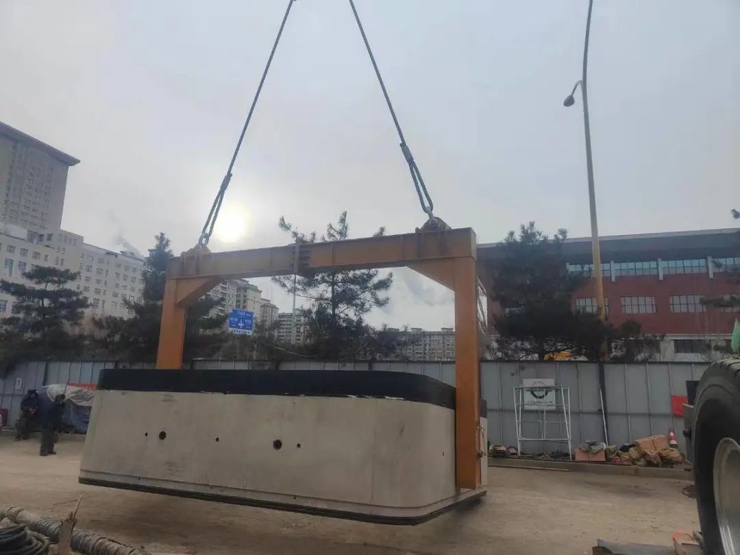 亿万先生MR集团地下人行通道机械施工迈出坚实步伐